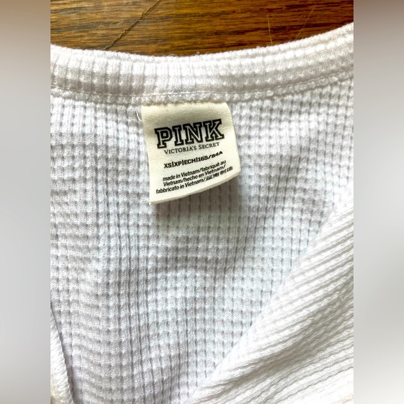 NWOT PINK VICTORIA SECRET THICK OVERSIZED HEAVY HENLEY THERMAL WAFFLE TEE - Picture 2 of 2